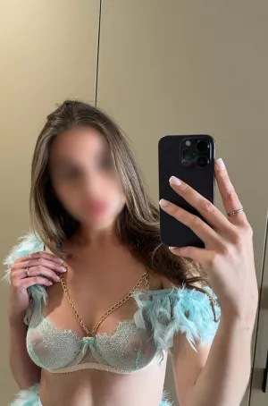 Kiev Escort Elina Photo 1