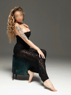 Escort Elena Photo 30